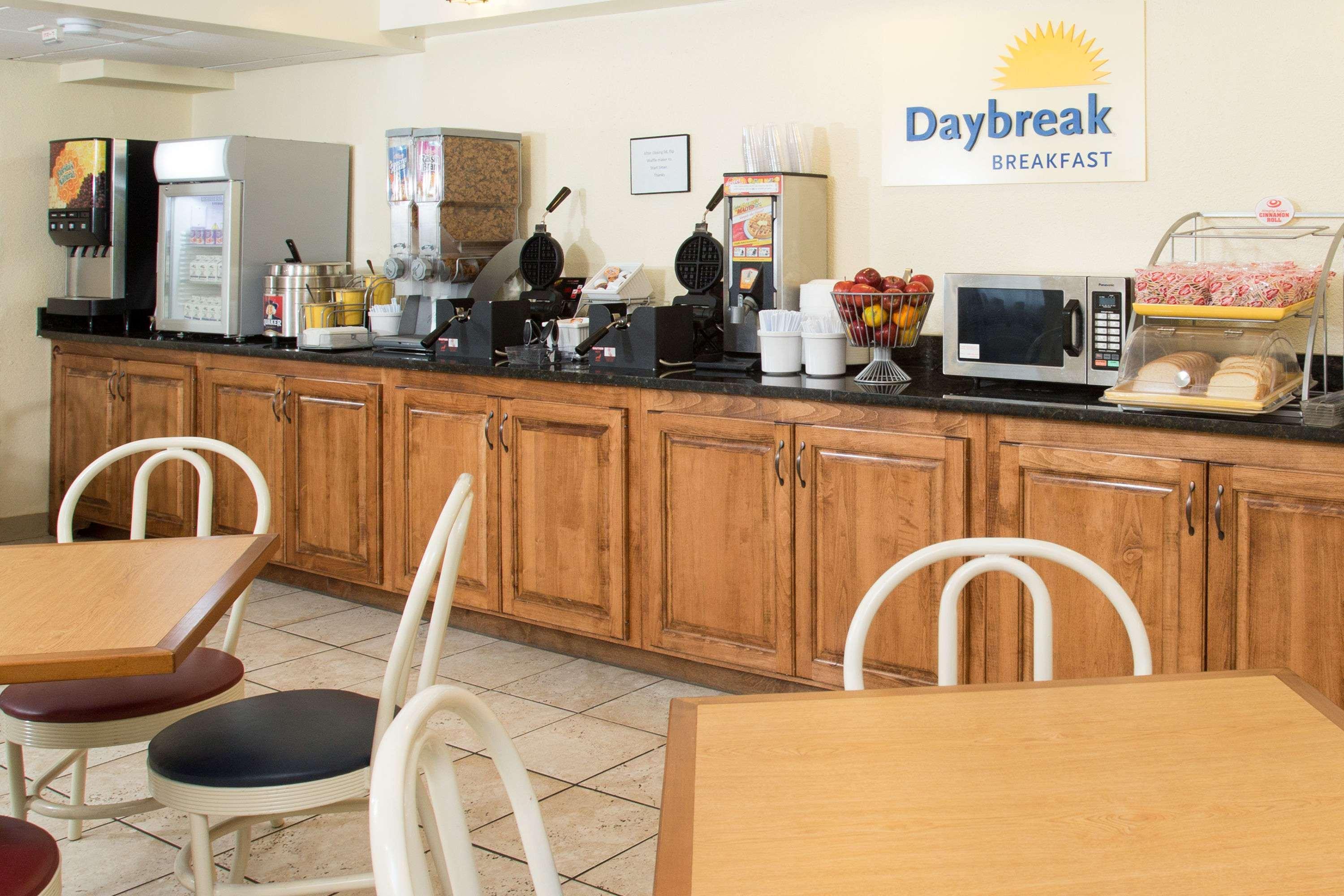 Days Inn By Wyndham Valdosta/Near Valdosta Mall Dış mekan fotoğraf
